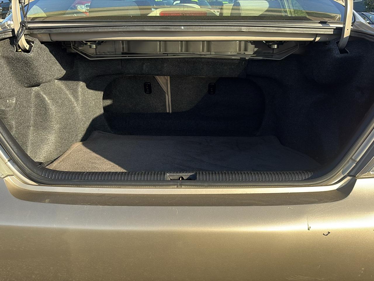 Toyota Camry LE 2005