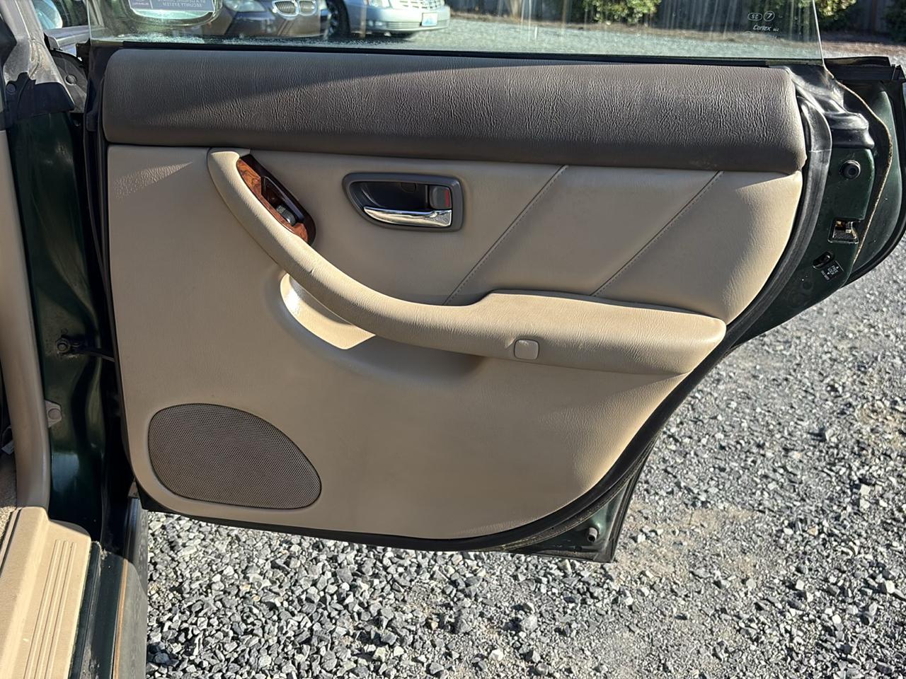 Subaru Outback Limited Wagon 2000