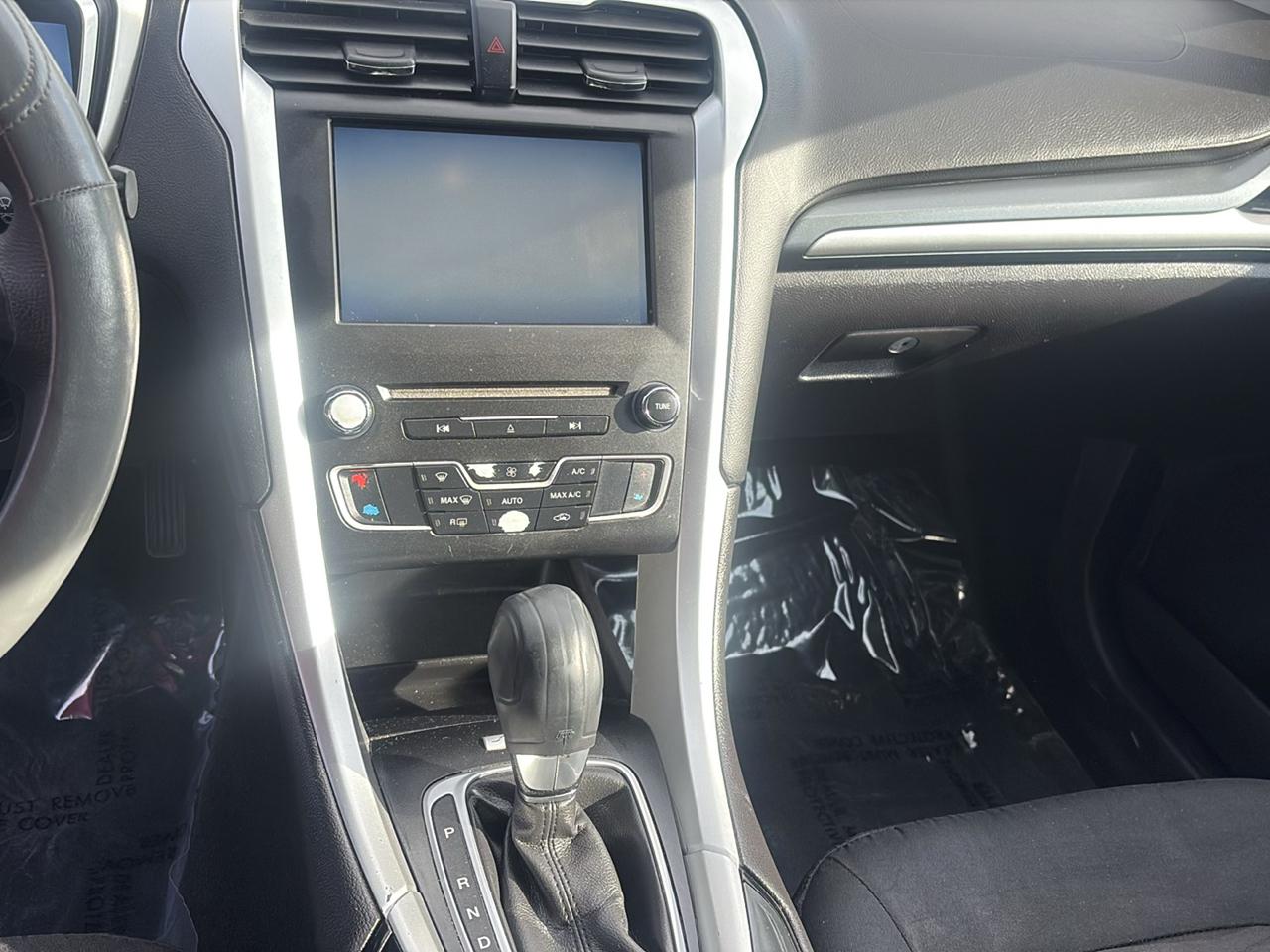Ford Fusion SE 2016
