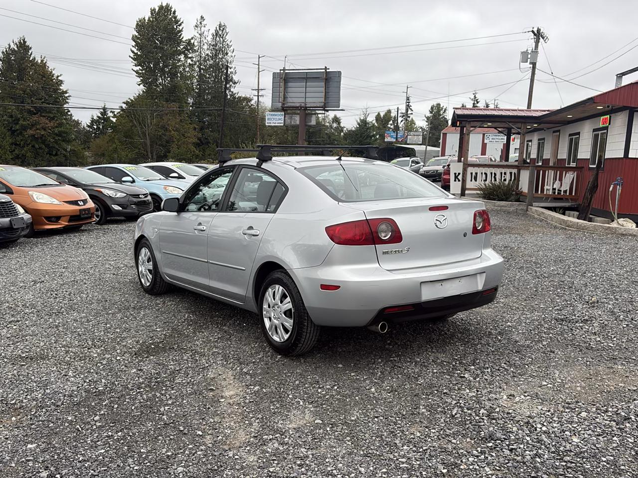 Mazda MAZDA3 i 4-door 2005