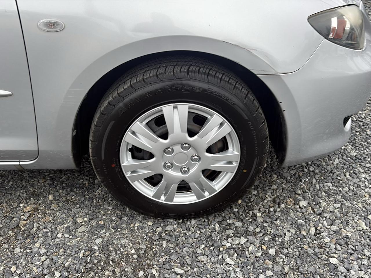 Mazda MAZDA3 i 4-door 2005