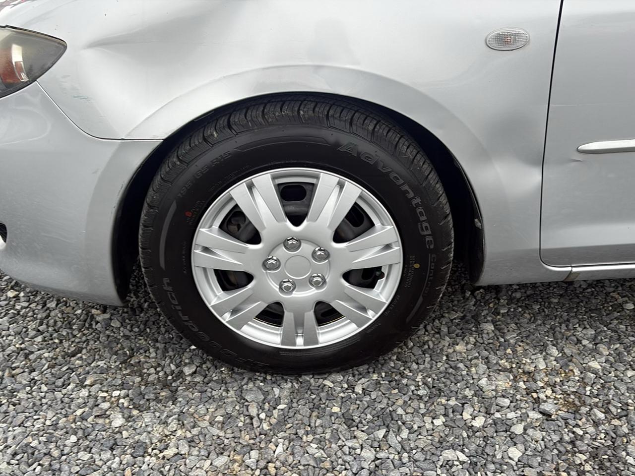 Mazda MAZDA3 i 4-door 2005
