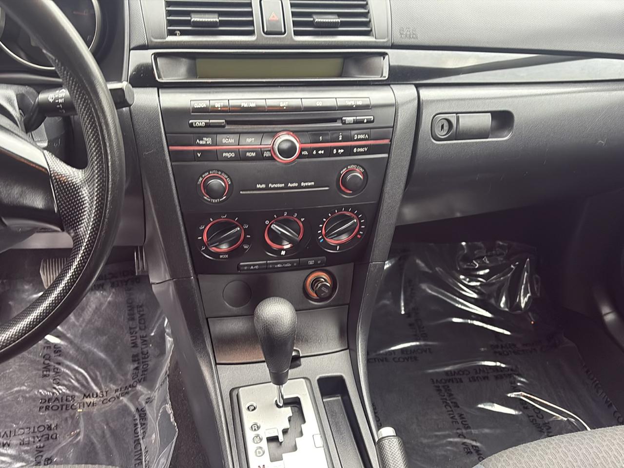Mazda MAZDA3 i 4-door 2005