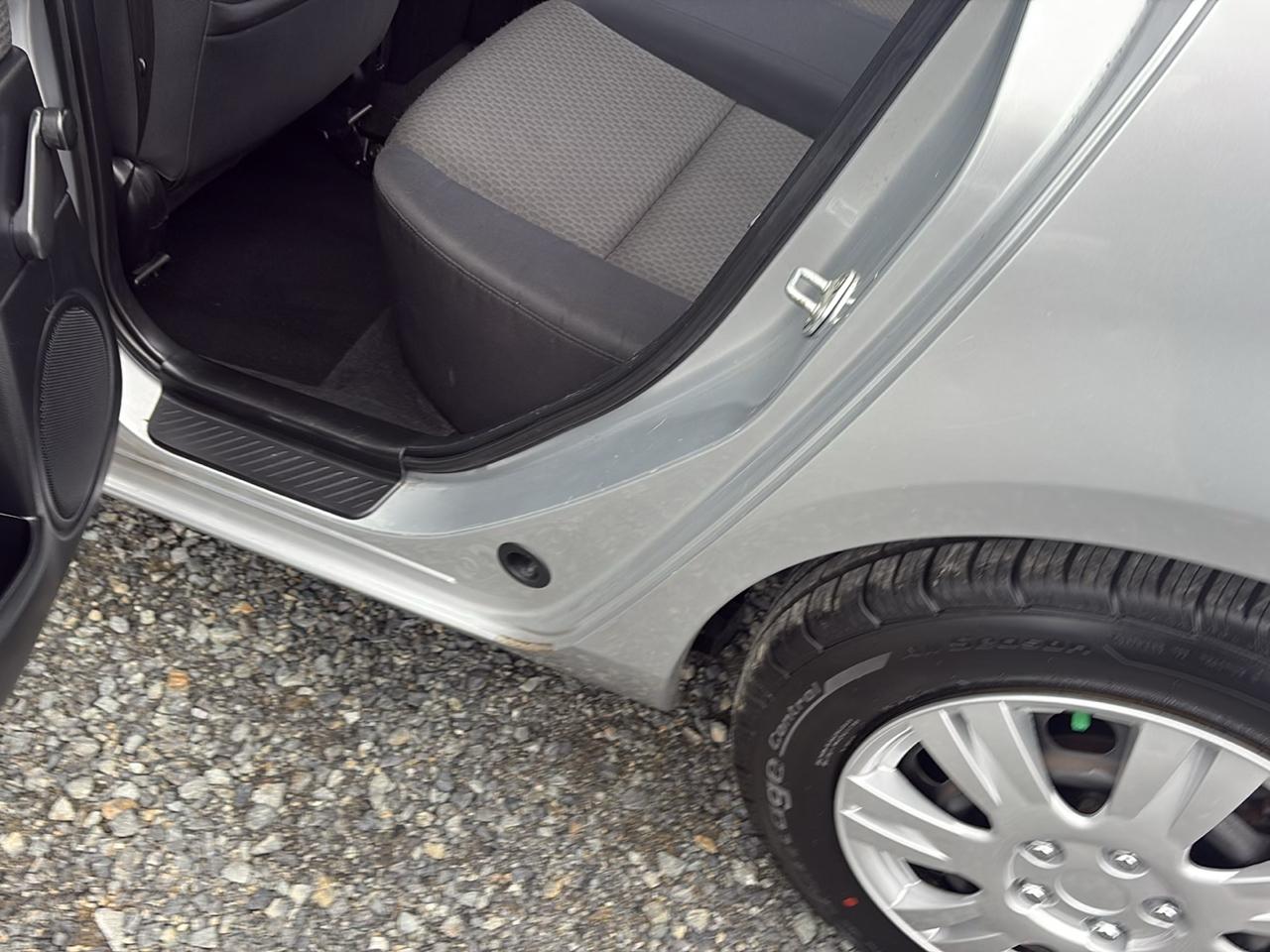 Mazda MAZDA3 i 4-door 2005