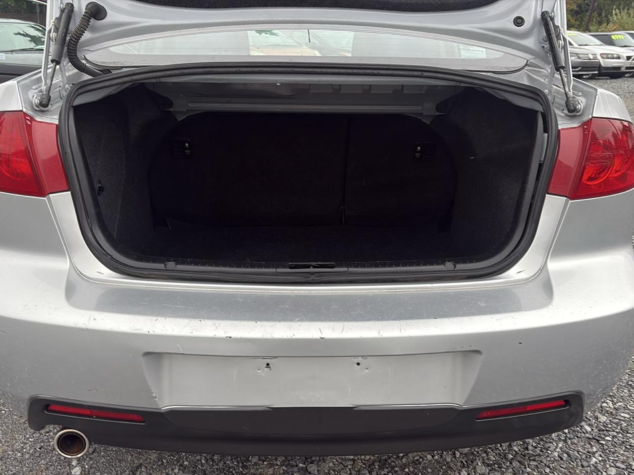 Mazda MAZDA3 i 4-door 2005