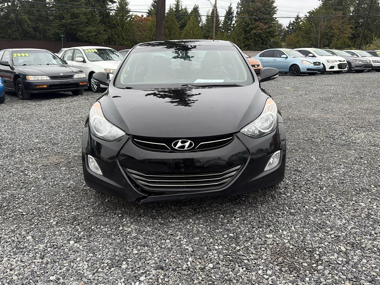 Hyundai Elantra Limited 2012