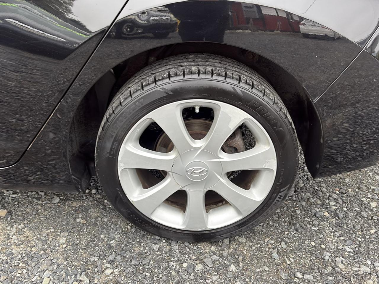 Hyundai Elantra Limited 2012