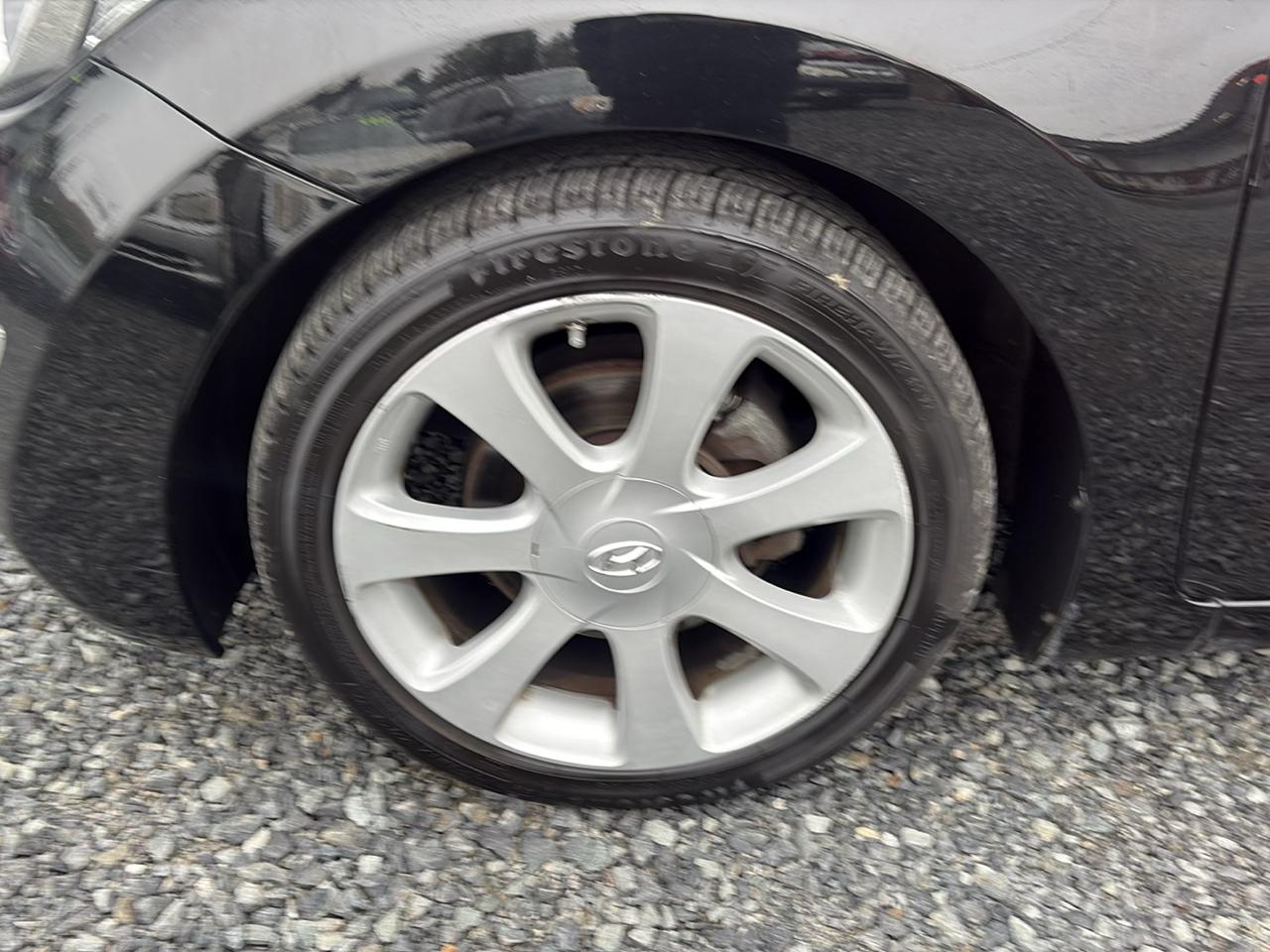 Hyundai Elantra Limited 2012