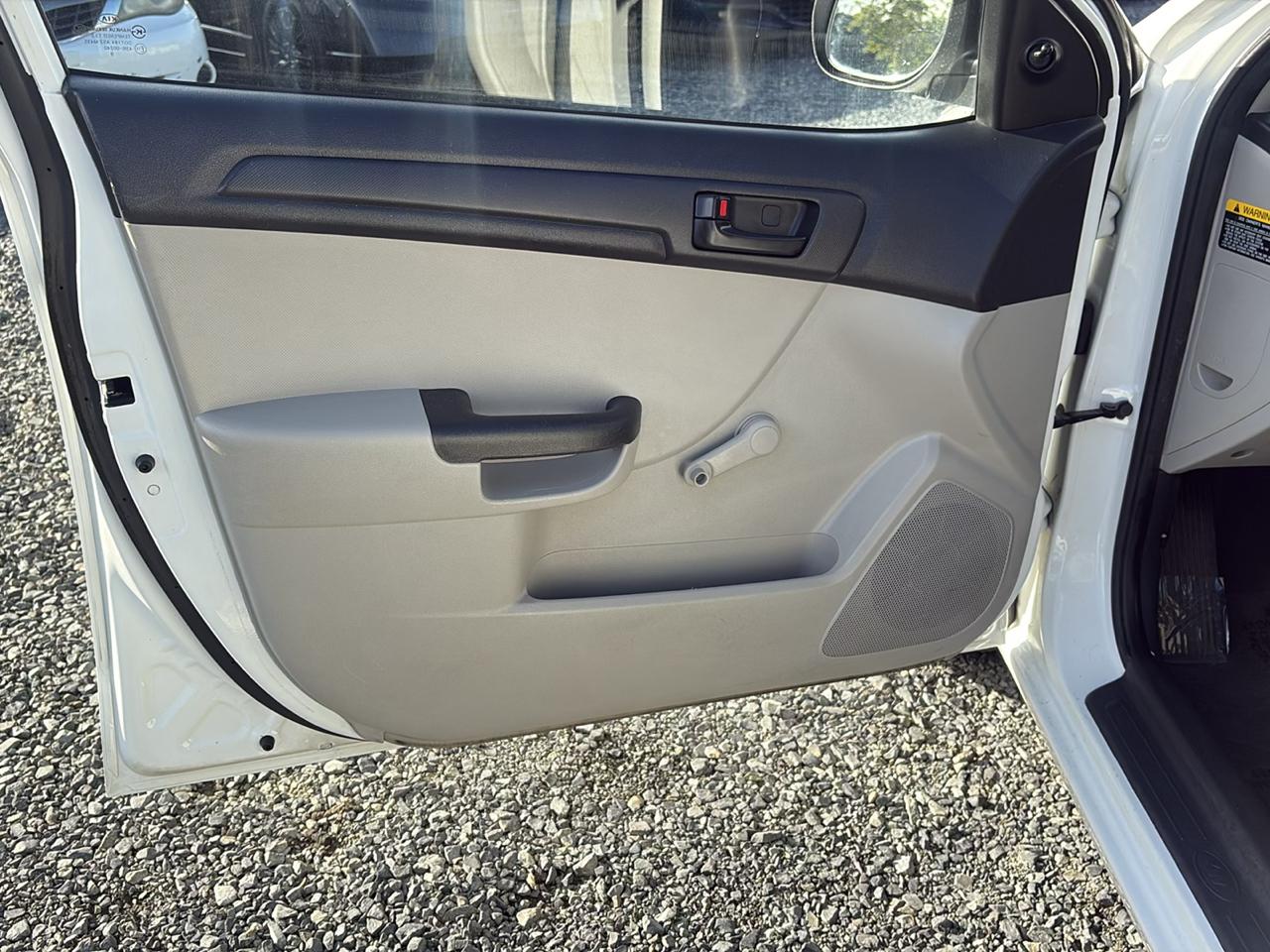Kia Forte LX 2010
