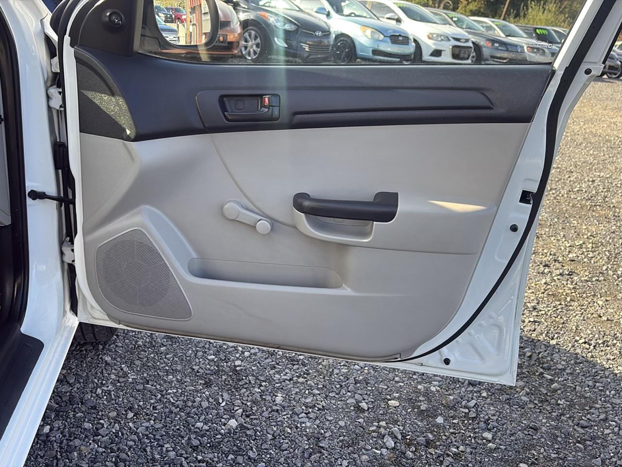 Kia Forte LX 2010