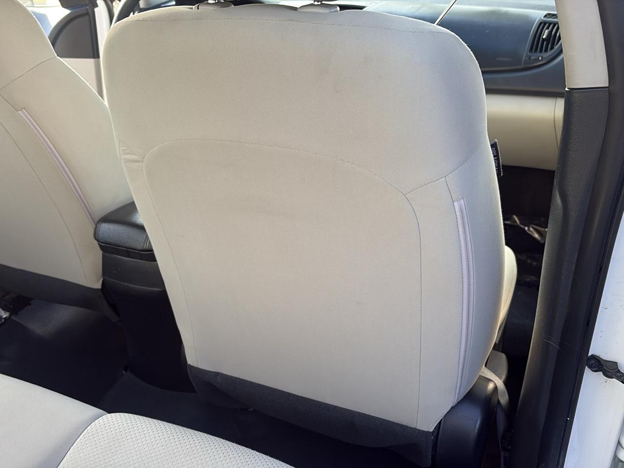 Kia Forte LX 2010