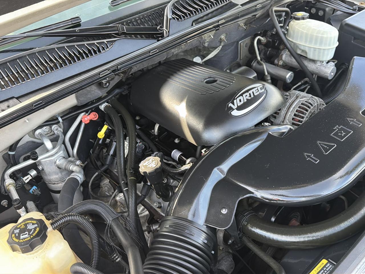 Chevrolet Tahoe 4WD 2005
