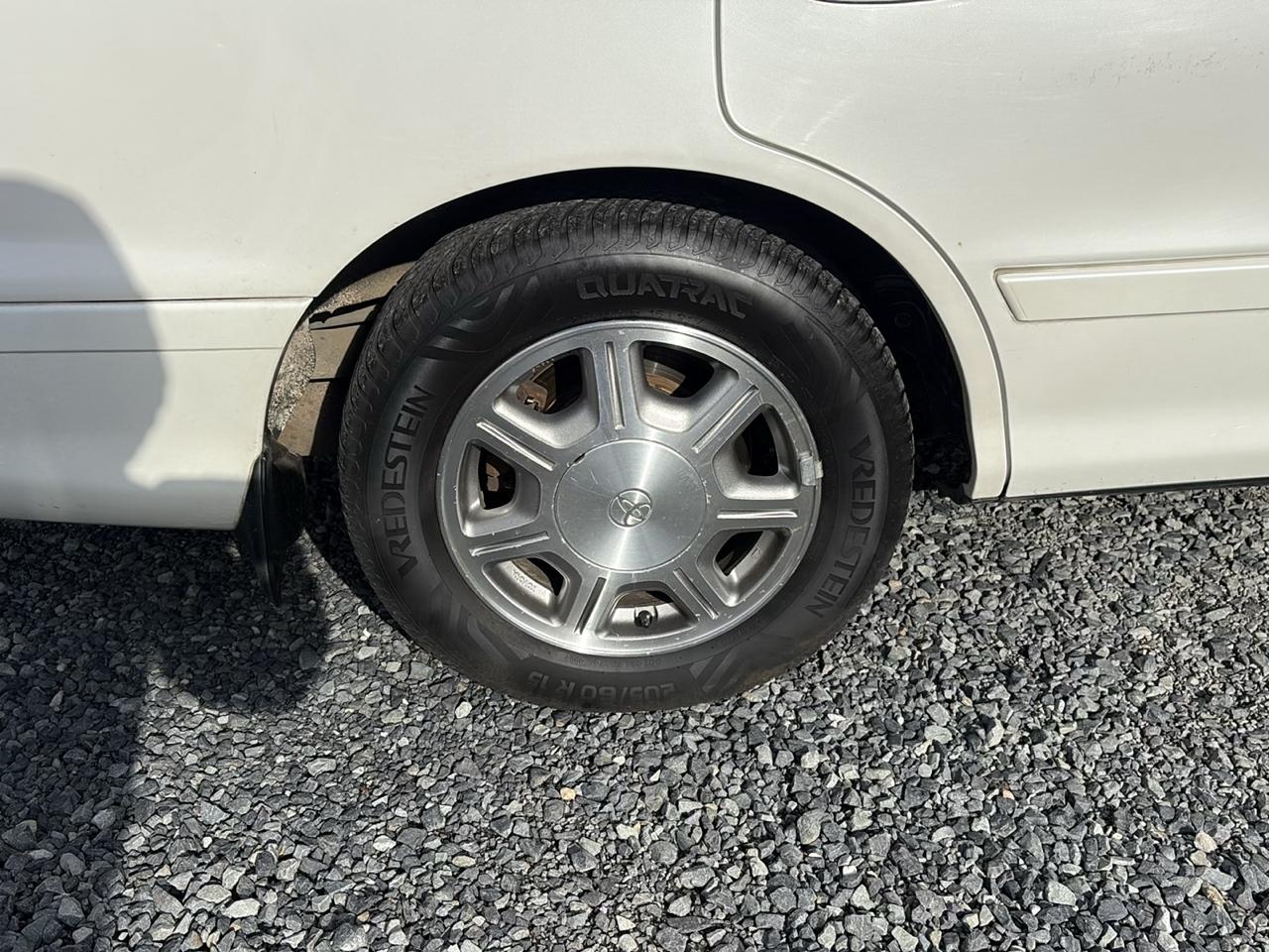 Toyota Avalon XL 1995