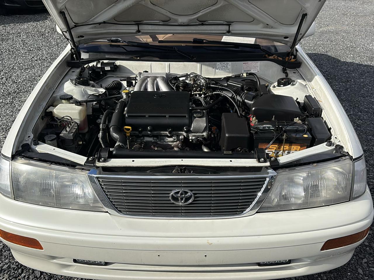 Toyota Avalon XL 1995