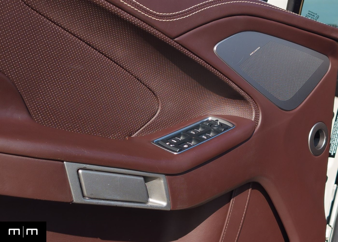 Aston Martin Vanquish  2017