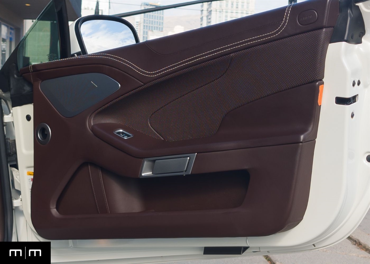 Aston Martin Vanquish  2017