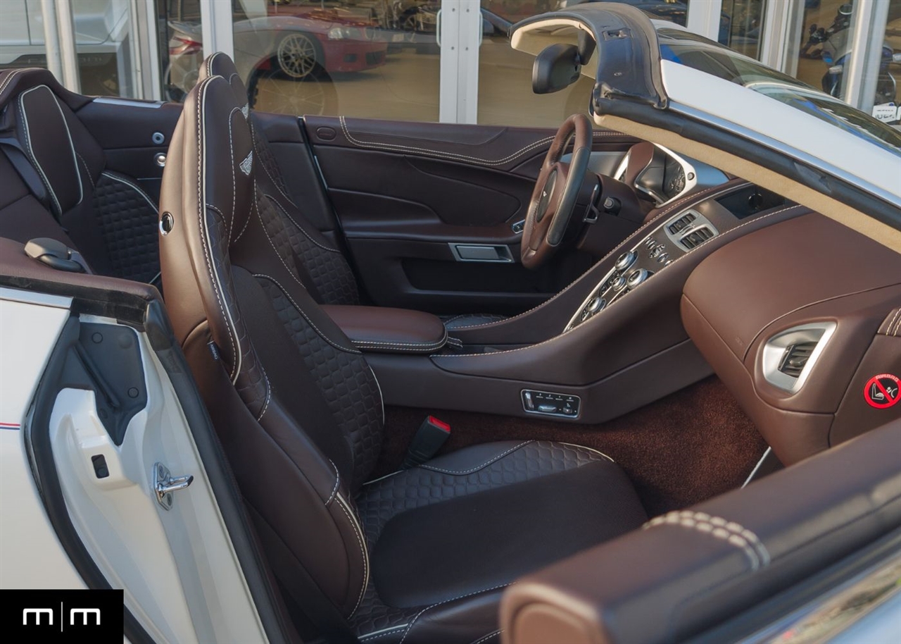 Aston Martin Vanquish  2017