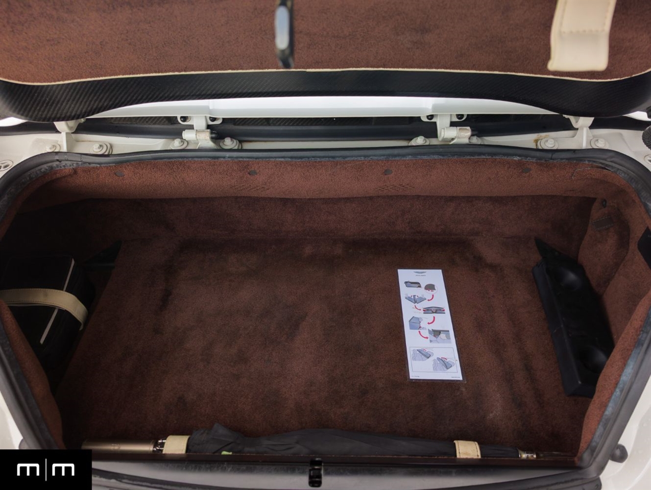 Aston Martin Vanquish  2017