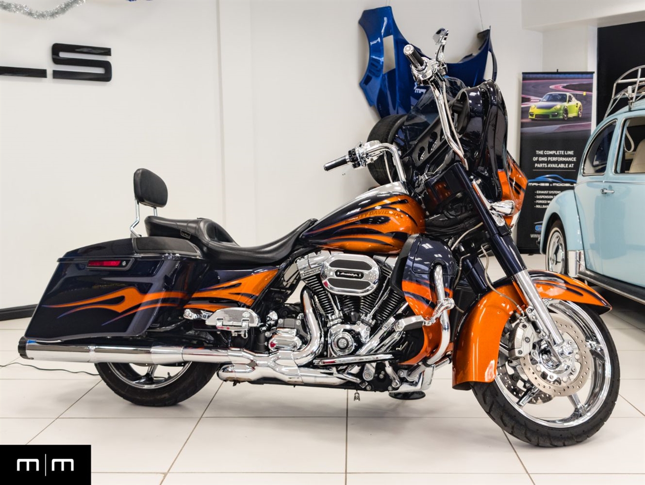 Harley-Davidson FLHXSE  2015