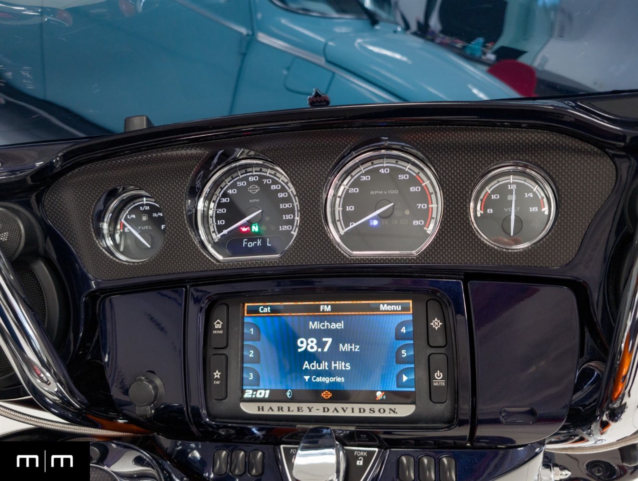 Harley-Davidson FLHXSE  2015