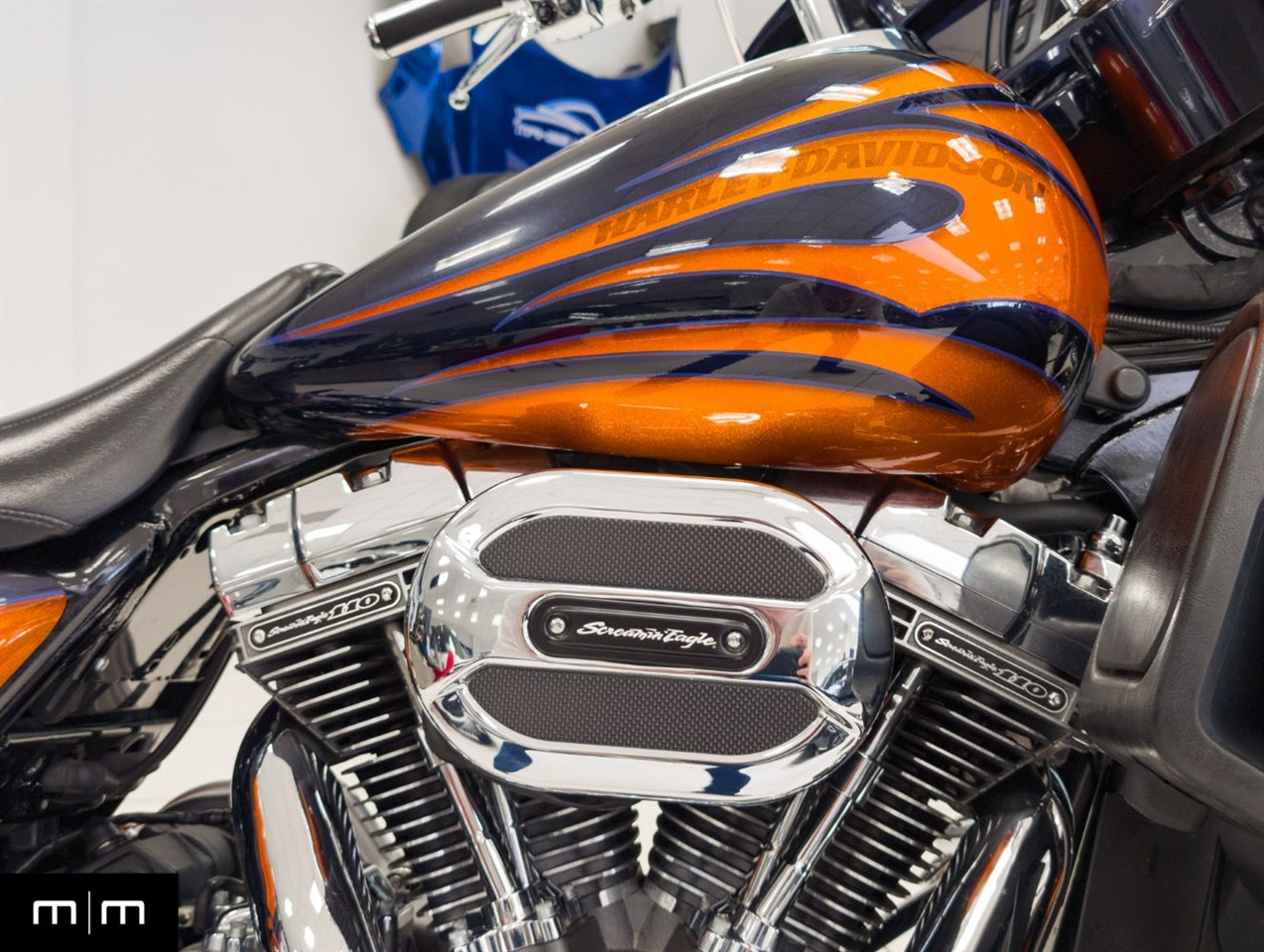 Harley-Davidson FLHXSE  2015