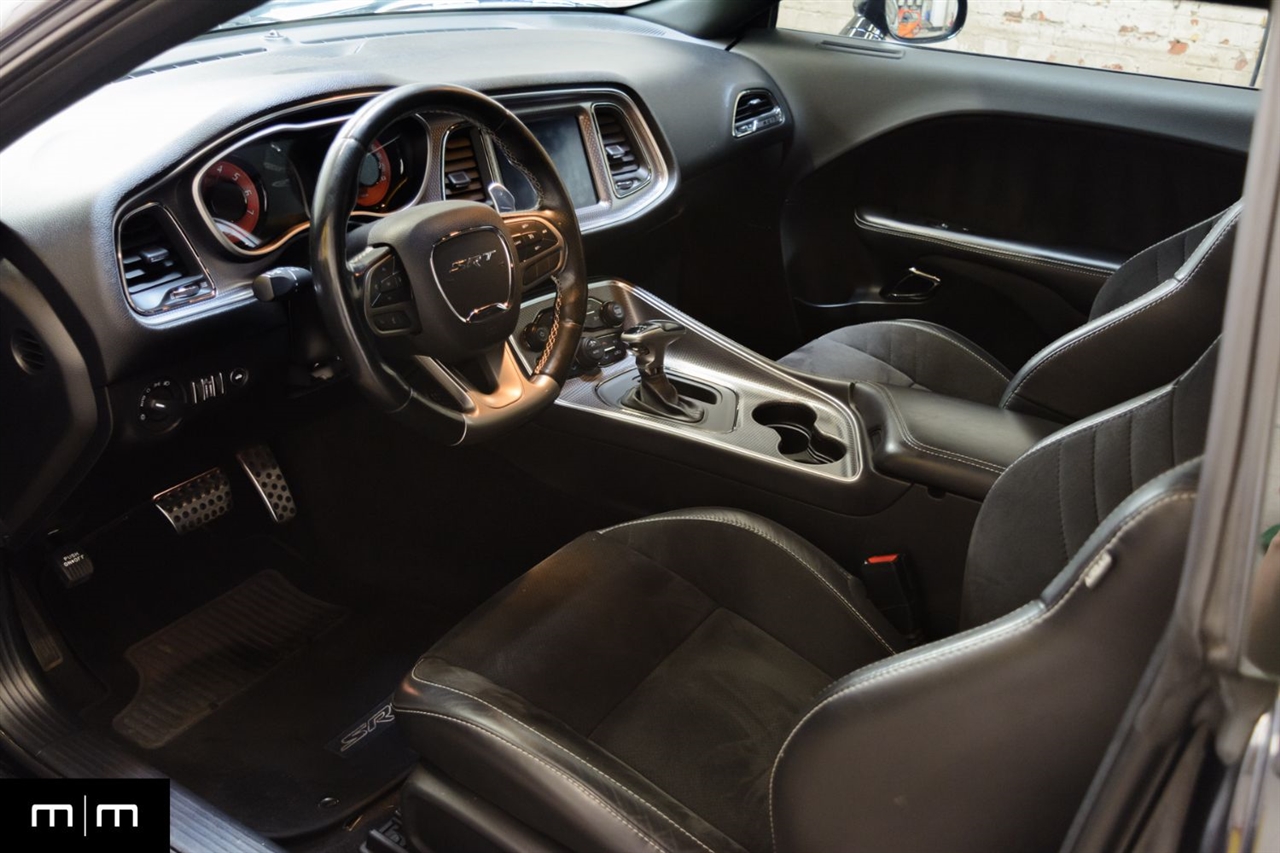 Dodge Challenger  2019