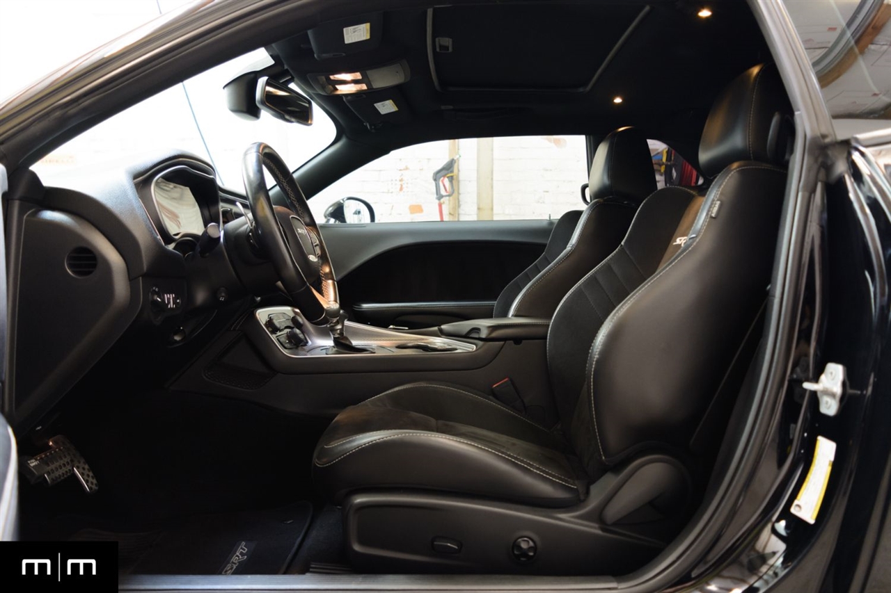 Dodge Challenger  2019