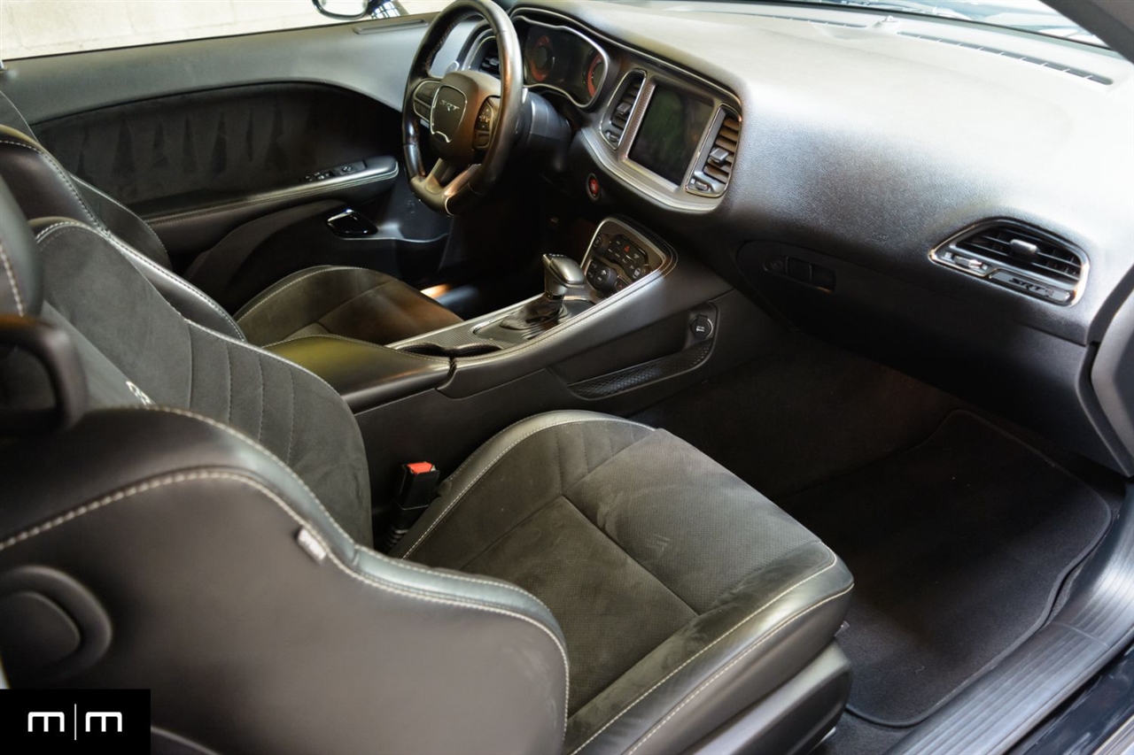 Dodge Challenger  2019