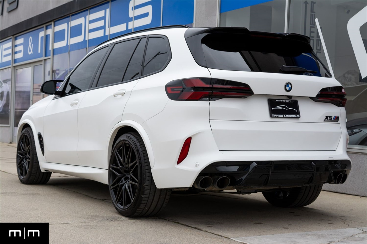 BMW X5 M  2025