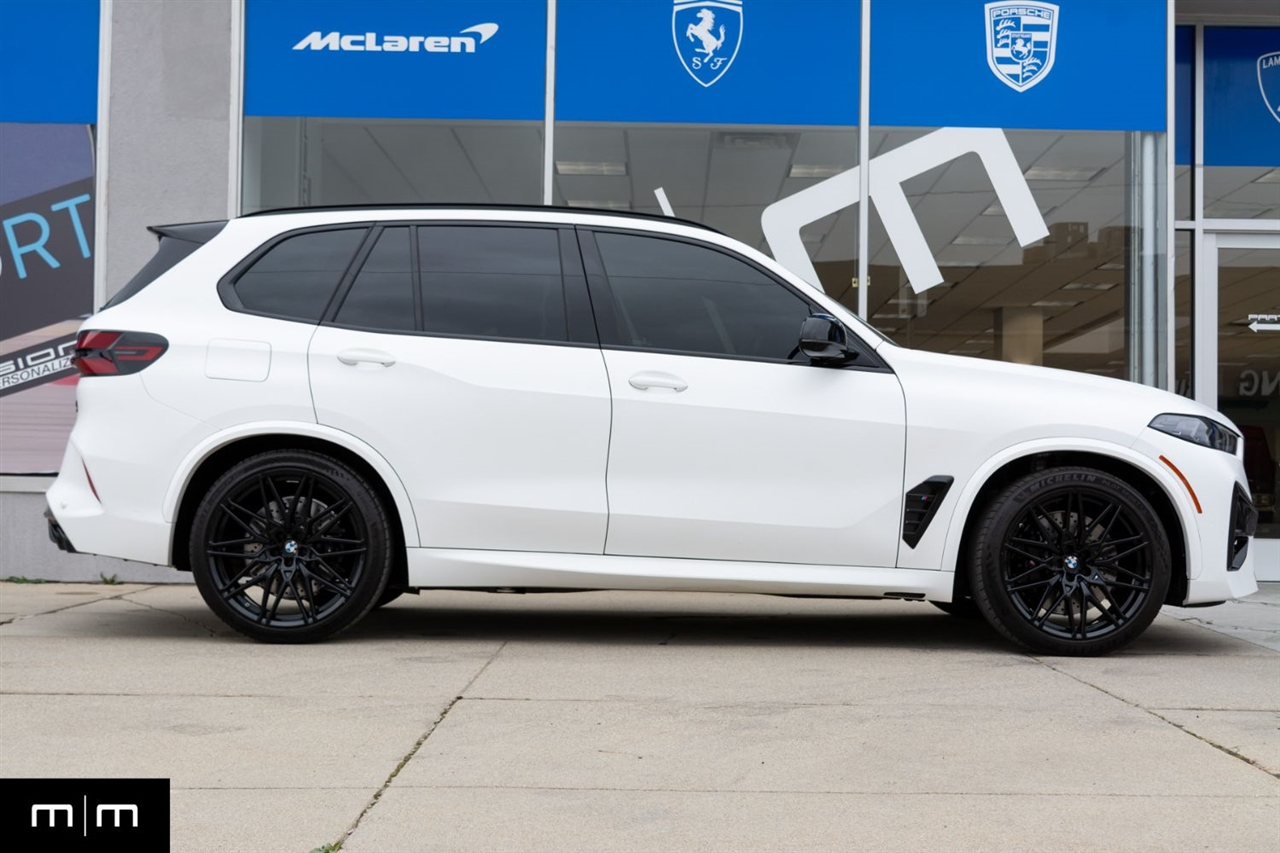BMW X5 M  2025
