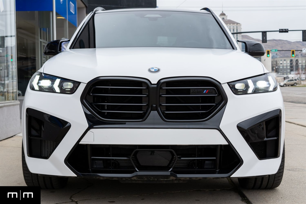 BMW X5 M  2025