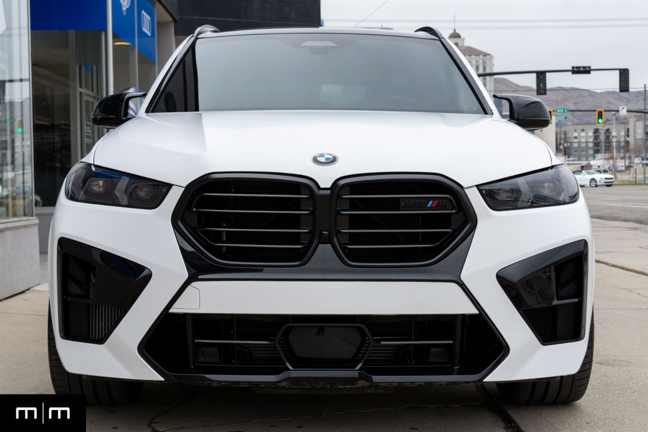 BMW X5 M  2025
