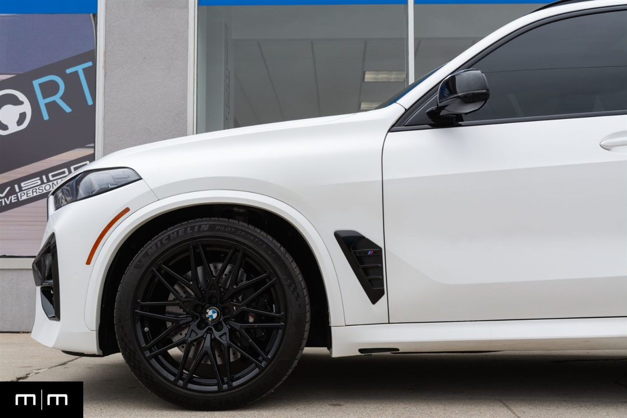 BMW X5 M  2025