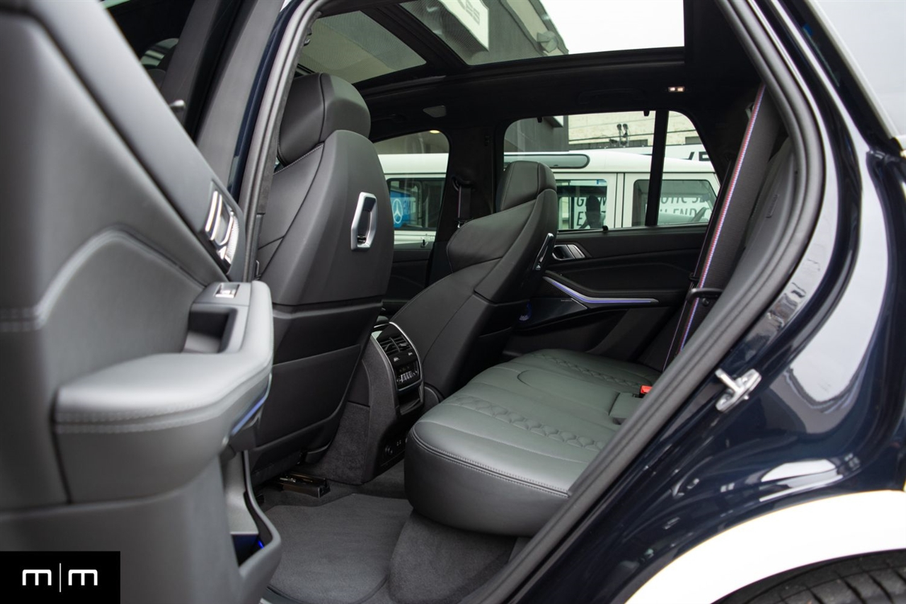 BMW X5 M  2025