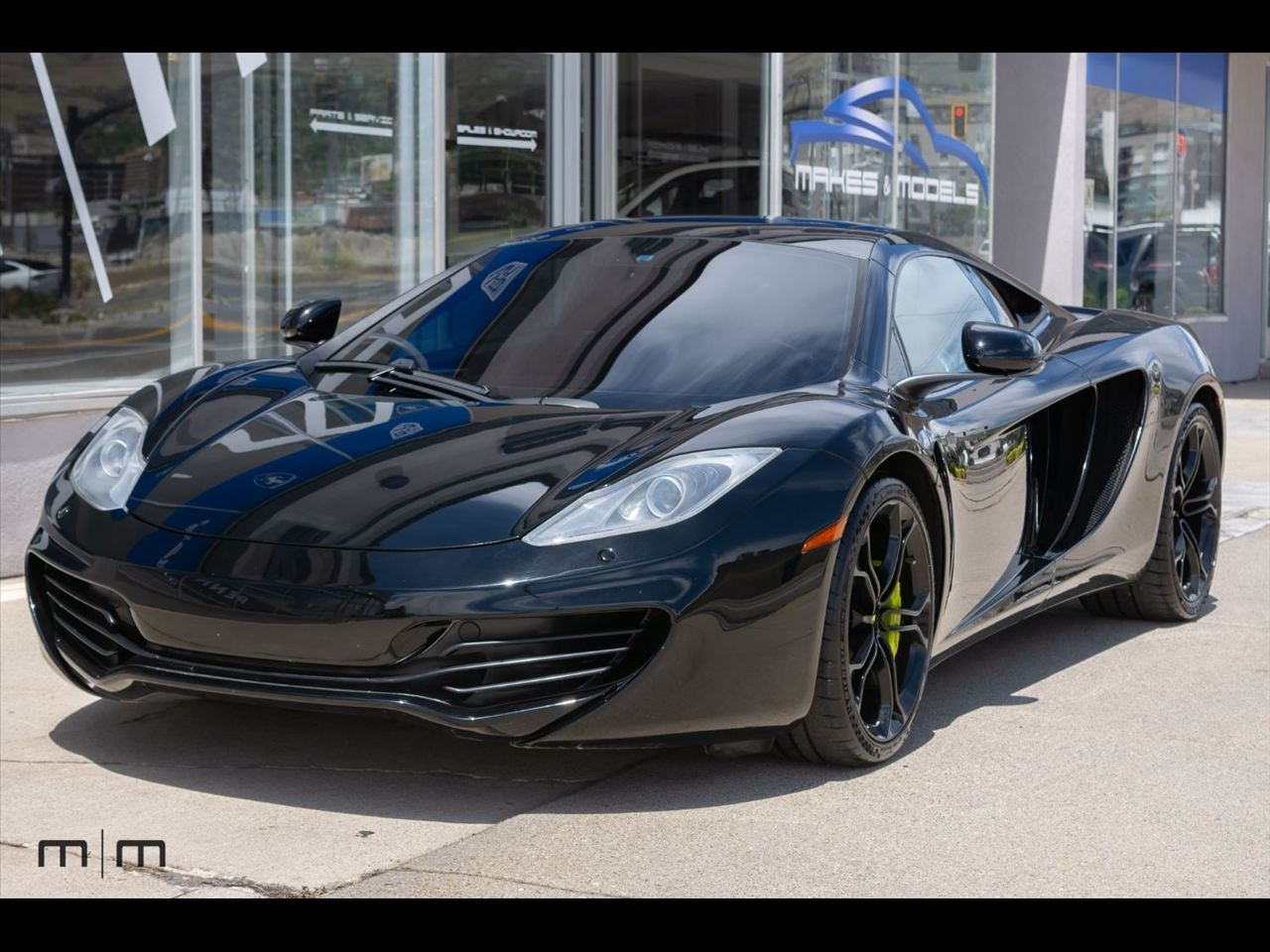 2012 McLaren MP4-12C -'s photo