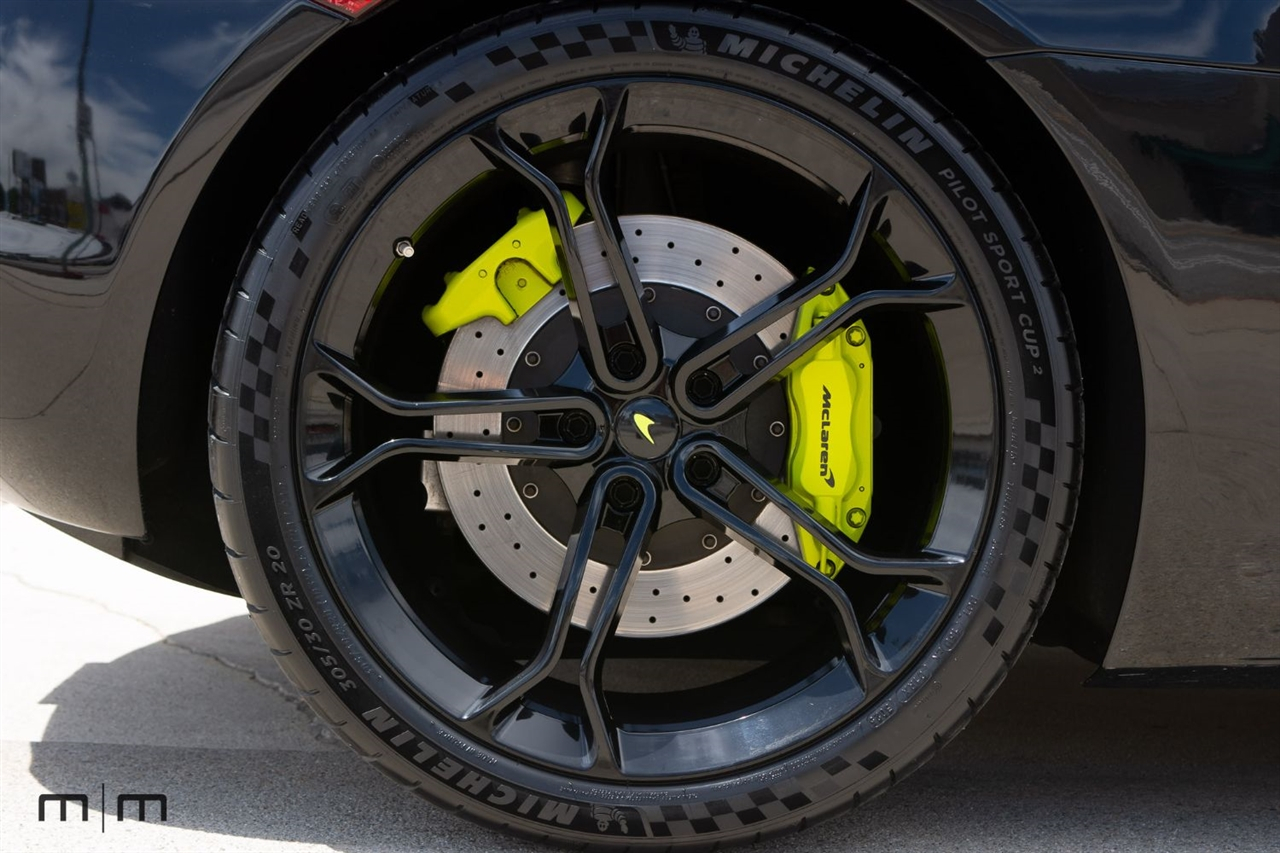 McLaren MP4-12c  2012