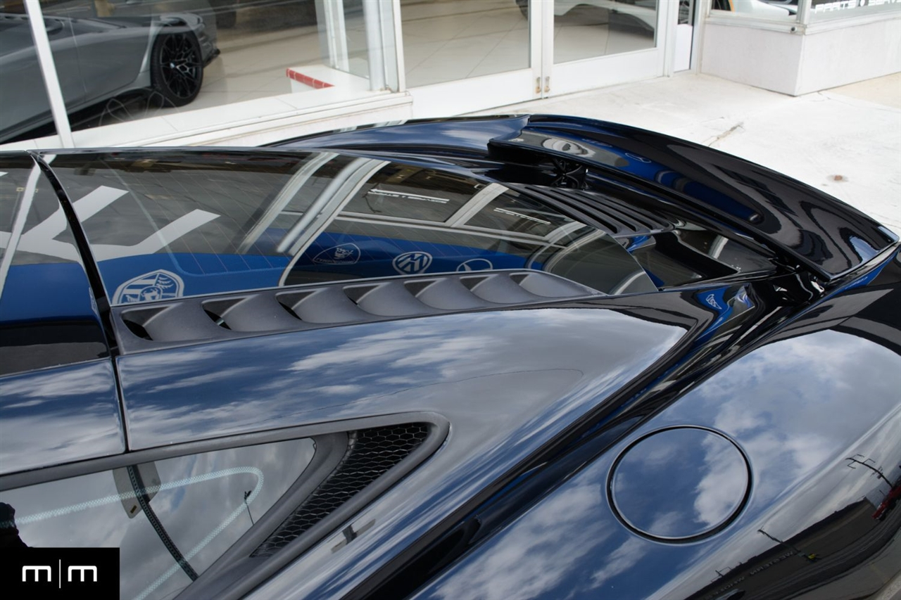 McLaren MP4-12c  2012