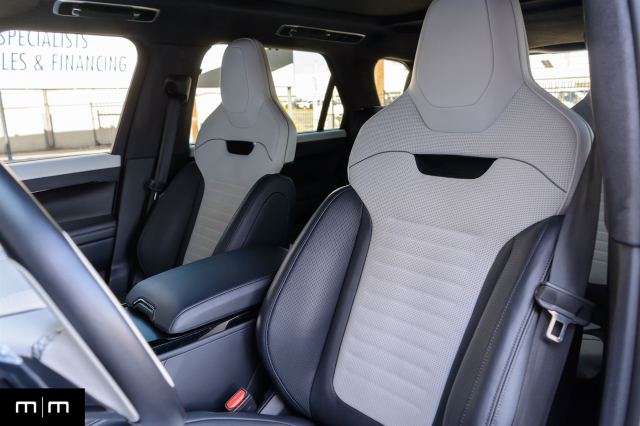 Land Rover Range Rover Sport  2024