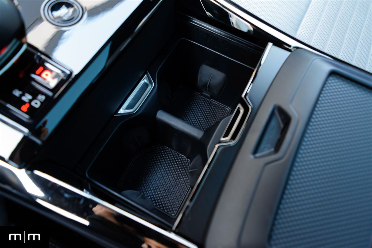 Land Rover Range Rover Sport  2024