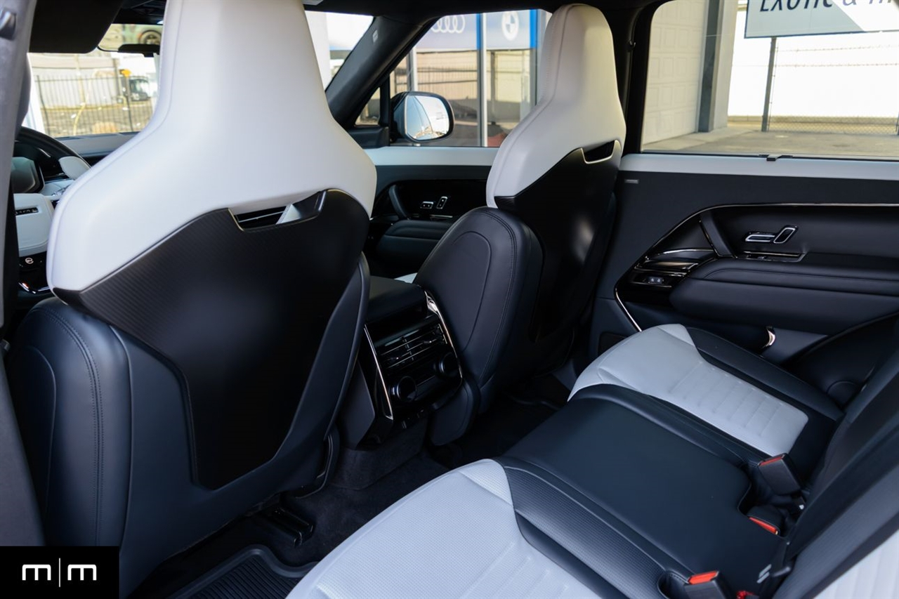 Land Rover Range Rover Sport  2024