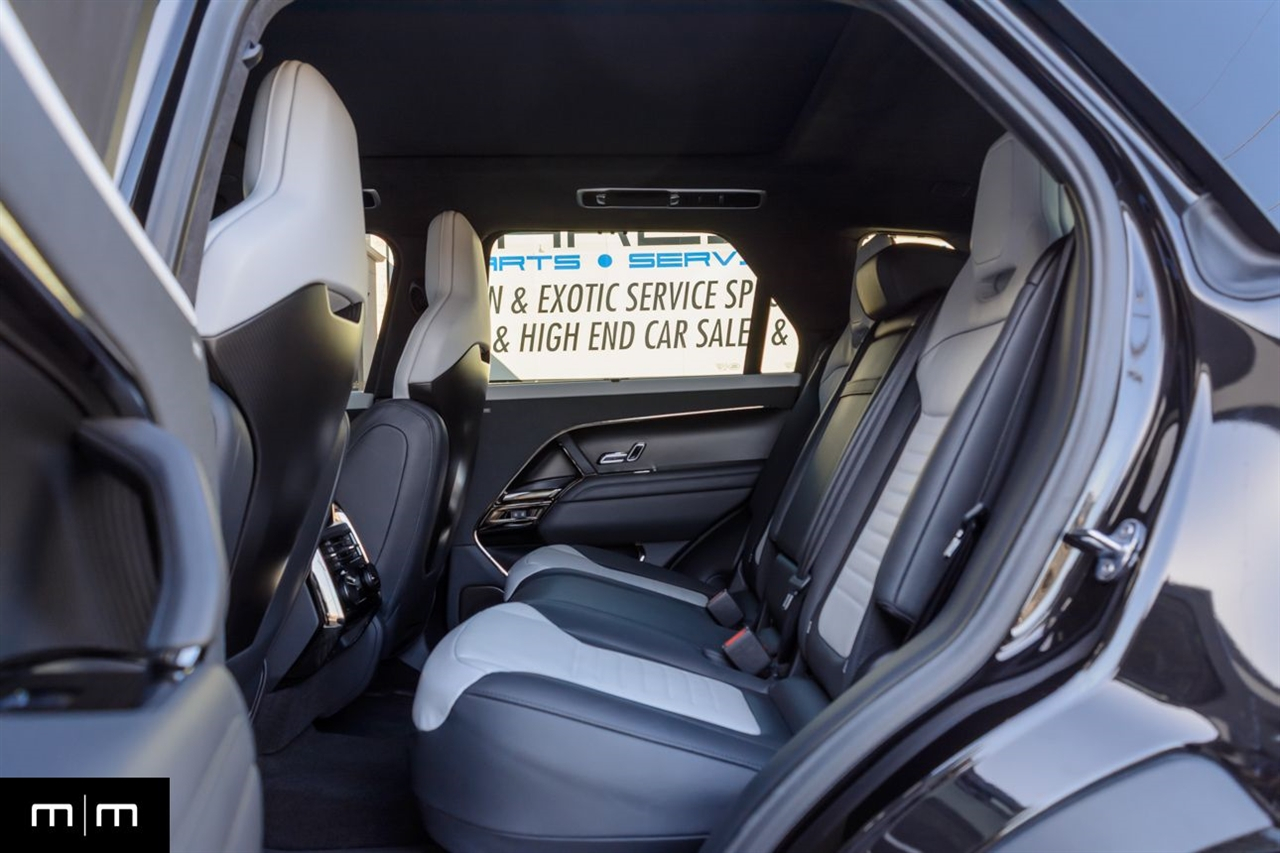 Land Rover Range Rover Sport  2024