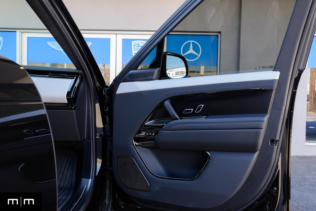 Land Rover Range Rover Sport  2024