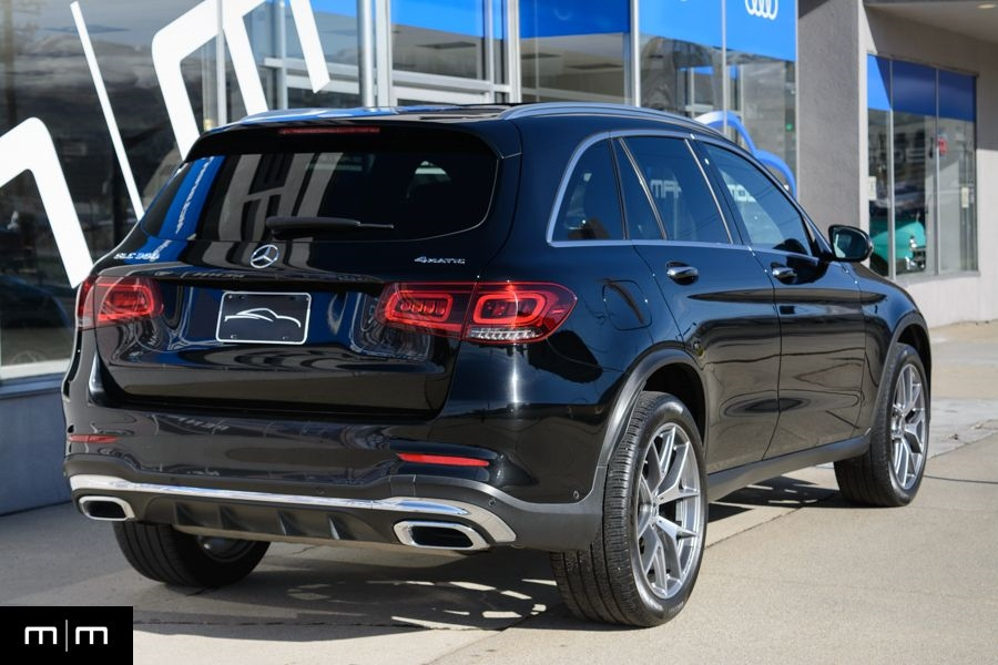 Mercedes-Benz GLC-Class  2022