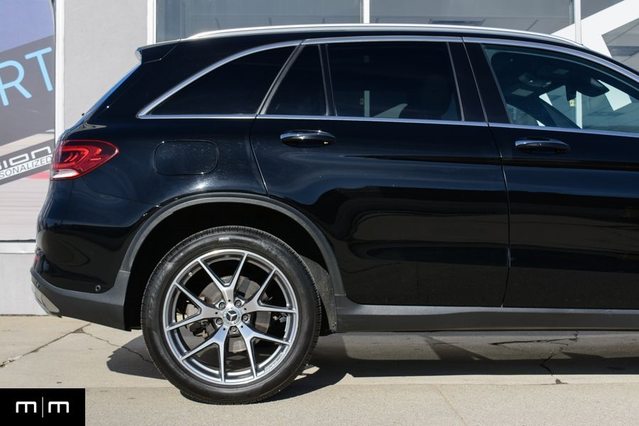 Mercedes-Benz GLC-Class  2022