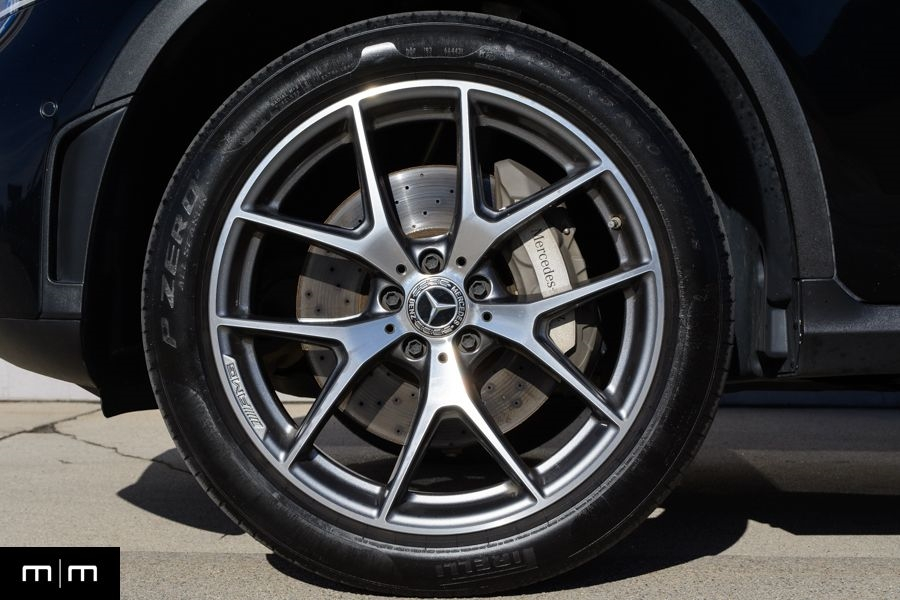 Mercedes-Benz GLC-Class  2022