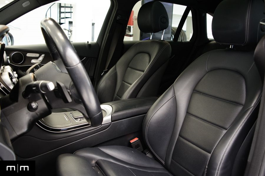 Mercedes-Benz GLC-Class  2022