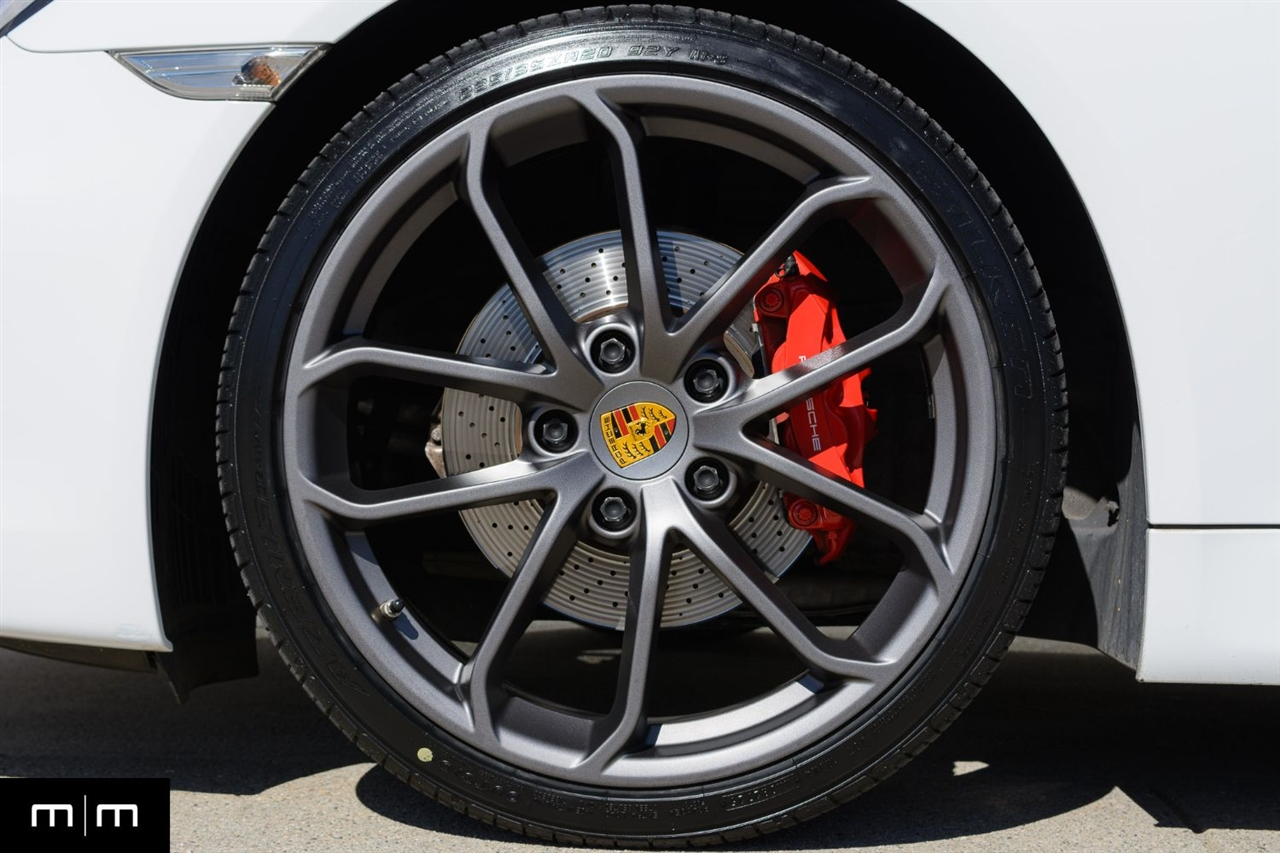 Porsche Cayman  2014