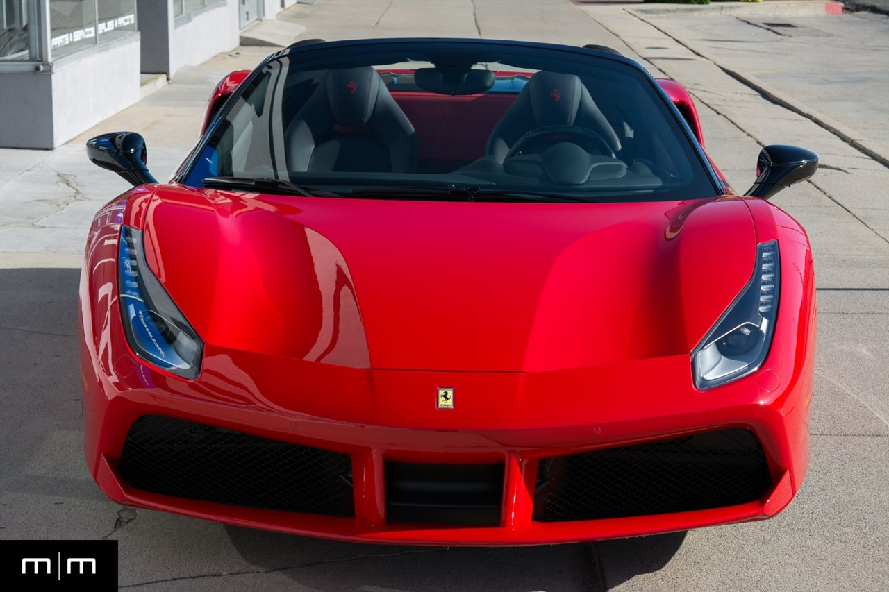 Ferrari 488  2017