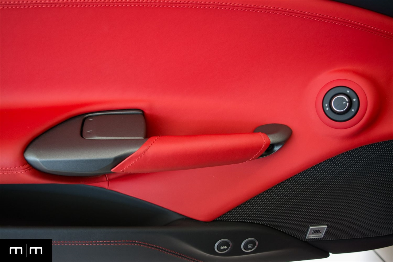 Ferrari 488  2017