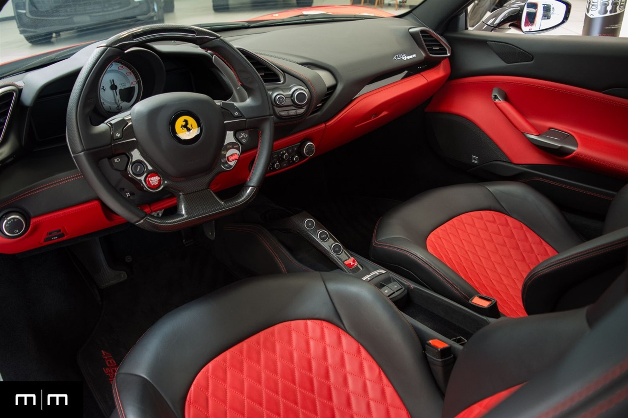 Ferrari 488  2017